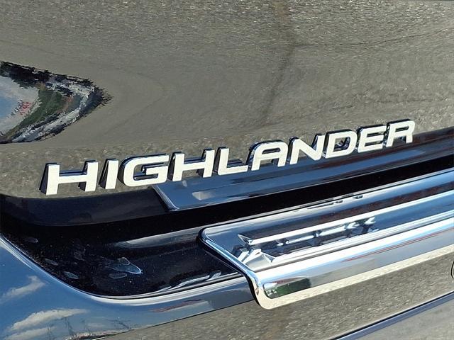 new 2025 Toyota Highlander car