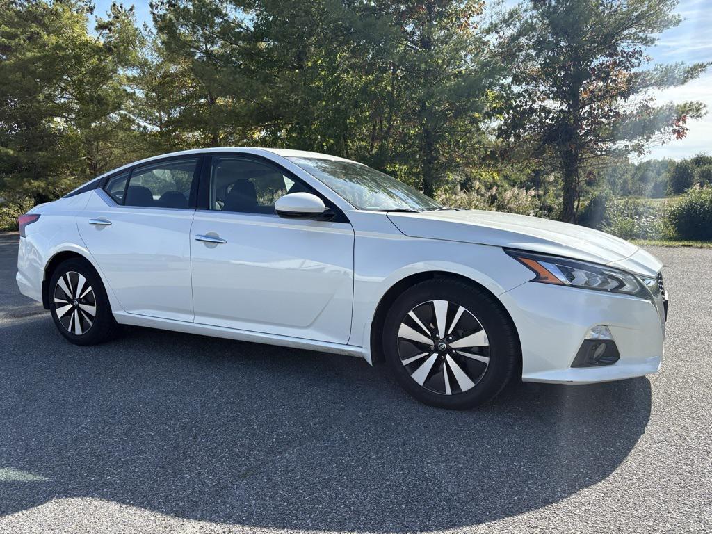 used 2019 Nissan Altima car, priced at $14,000