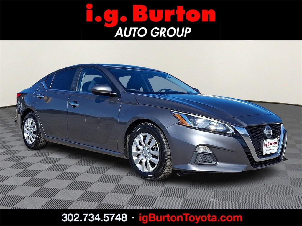 used 2019 Nissan Altima car, priced at $14,000