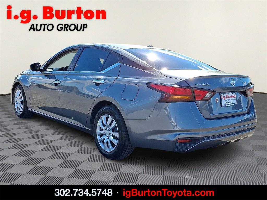used 2019 Nissan Altima car, priced at $14,000