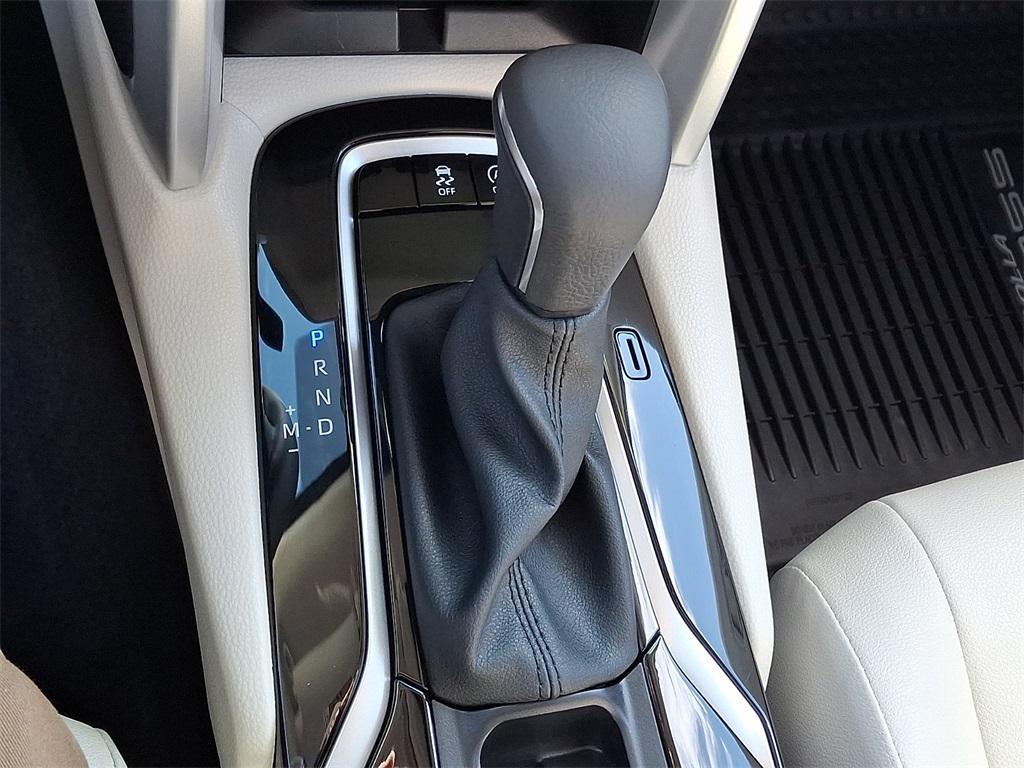 used 2024 Toyota Corolla Cross car, priced at $31,000