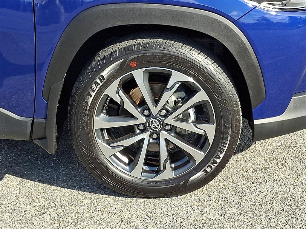 used 2024 Toyota Corolla Cross car, priced at $31,000