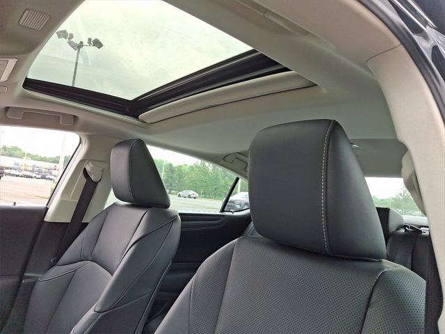 used 2023 Lexus ES 350 car, priced at $39,300