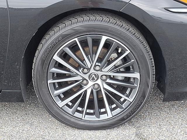 used 2023 Lexus ES 350 car, priced at $39,300