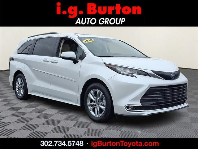 used 2023 Toyota Sienna car, priced at $48,900