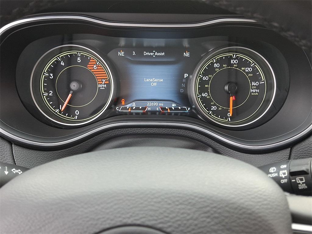 used 2021 Jeep Cherokee car, priced at $24,400