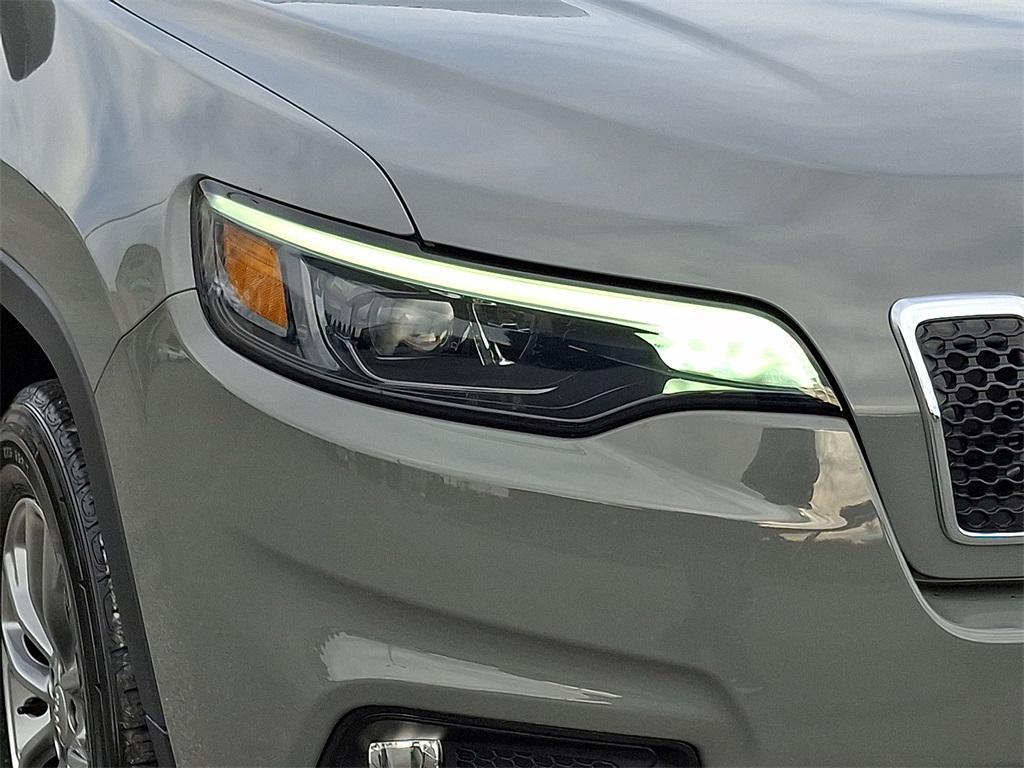 used 2021 Jeep Cherokee car, priced at $24,400