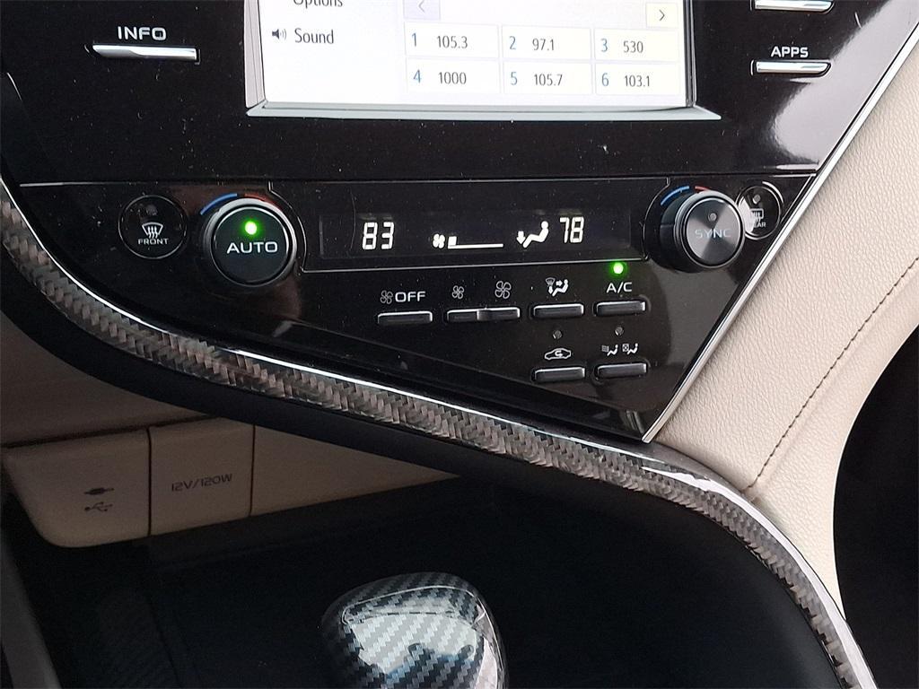 used 2018 Toyota Camry Hybrid car, priced at $18,800