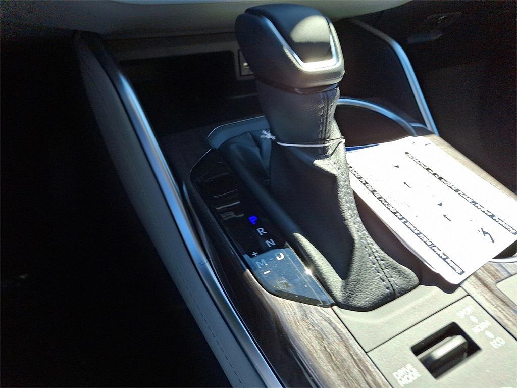 new 2025 Toyota Highlander car, priced at $52,858