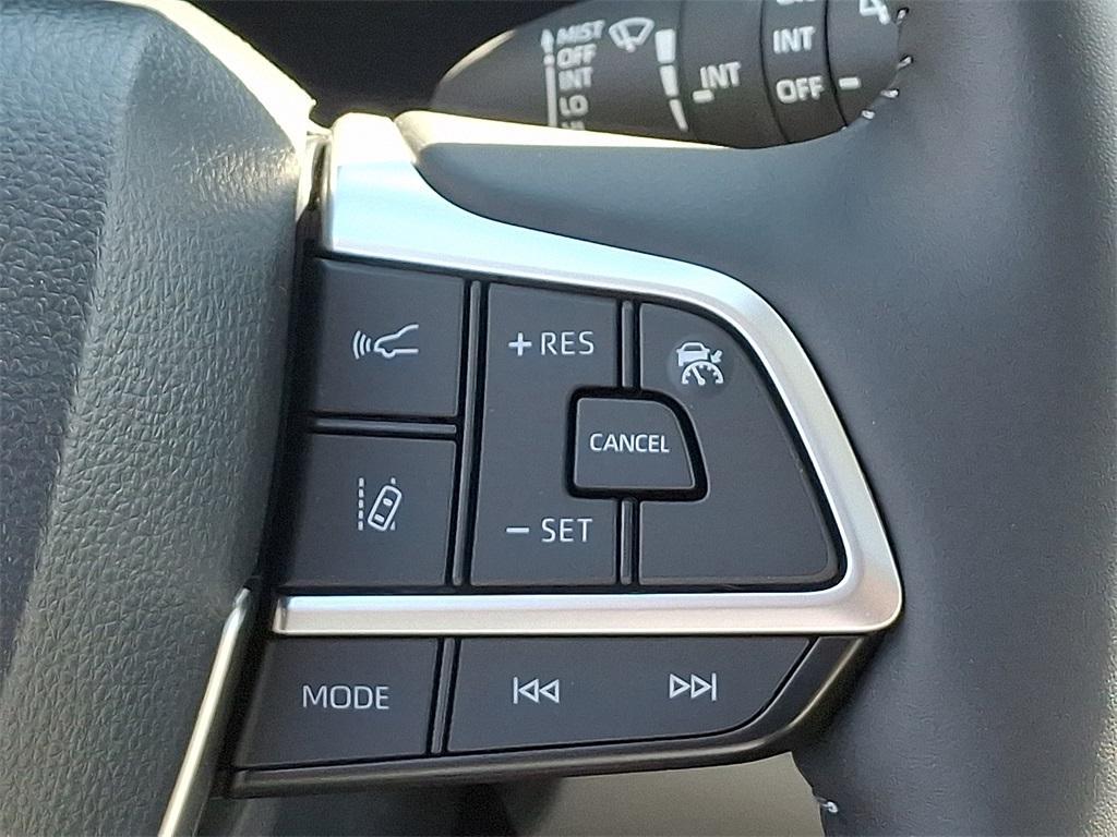 new 2025 Toyota Highlander car, priced at $52,858