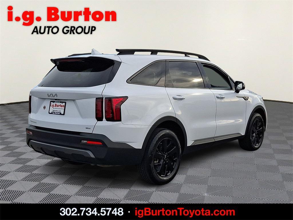 used 2023 Kia Sorento car, priced at $30,300