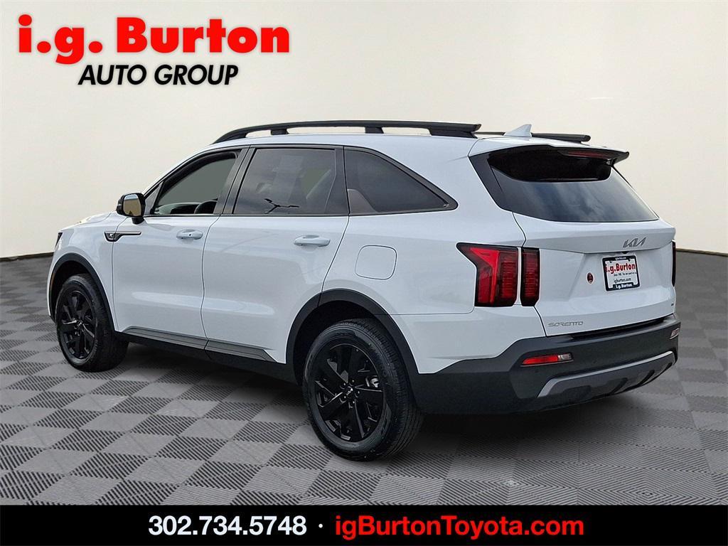used 2023 Kia Sorento car, priced at $30,300