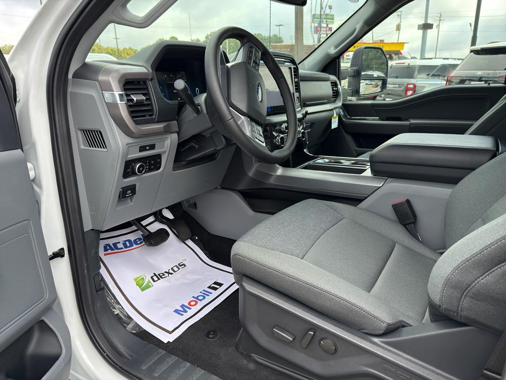 new 2025 Ford F-150 car, priced at $59,725