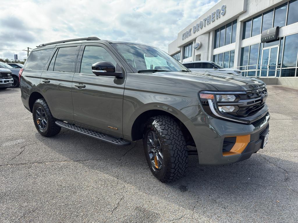 new 2025 Ford Expedition car, priced at $85,185