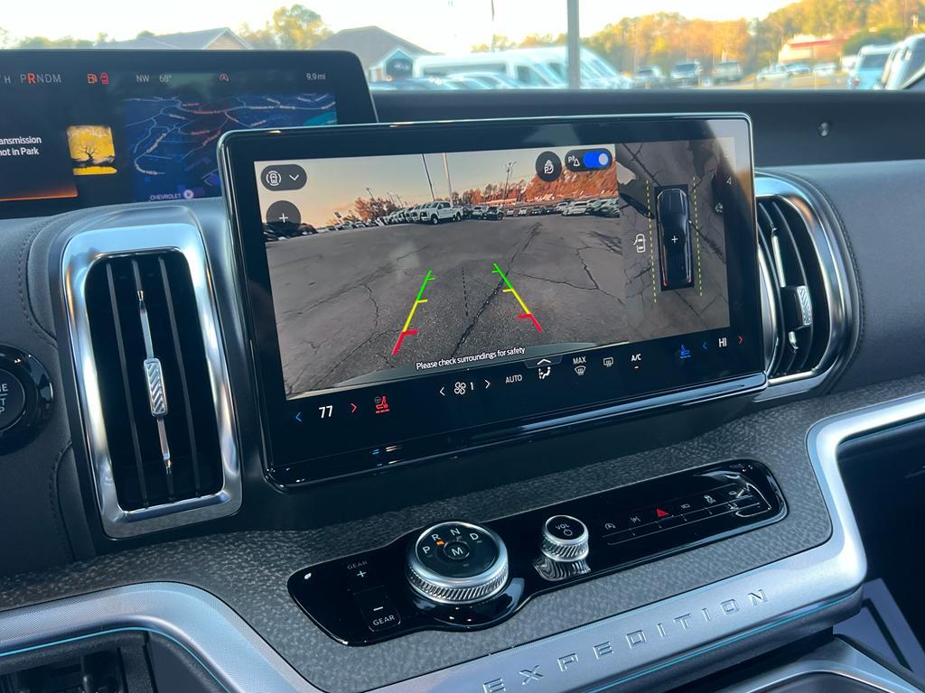 new 2025 Ford Expedition car, priced at $85,185