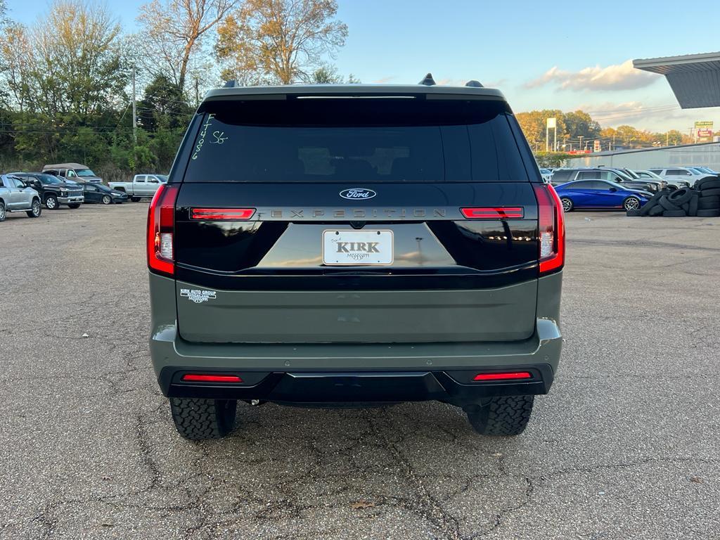 new 2025 Ford Expedition car, priced at $85,185