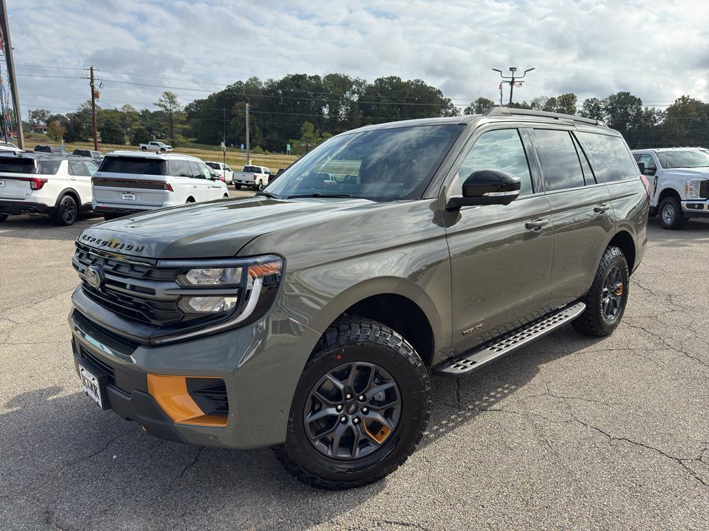 new 2025 Ford Expedition car, priced at $85,185