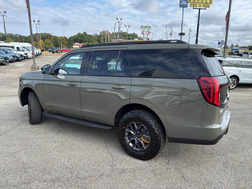 new 2025 Ford Expedition car, priced at $85,185