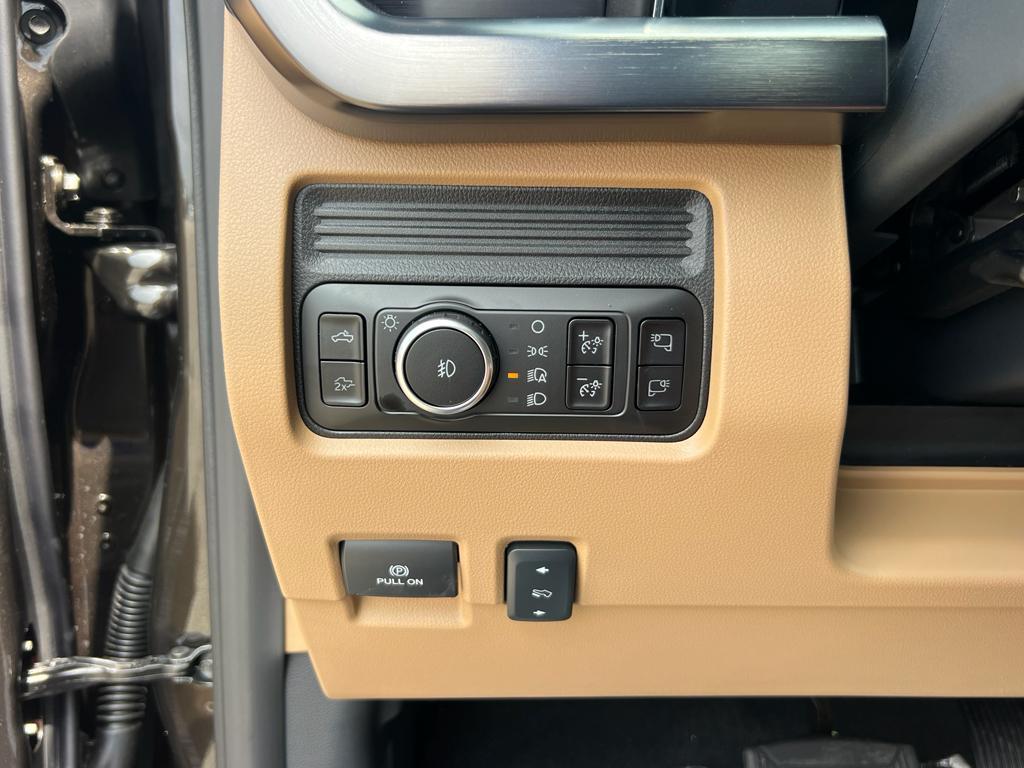 new 2025 Ford F-250 car, priced at $87,575