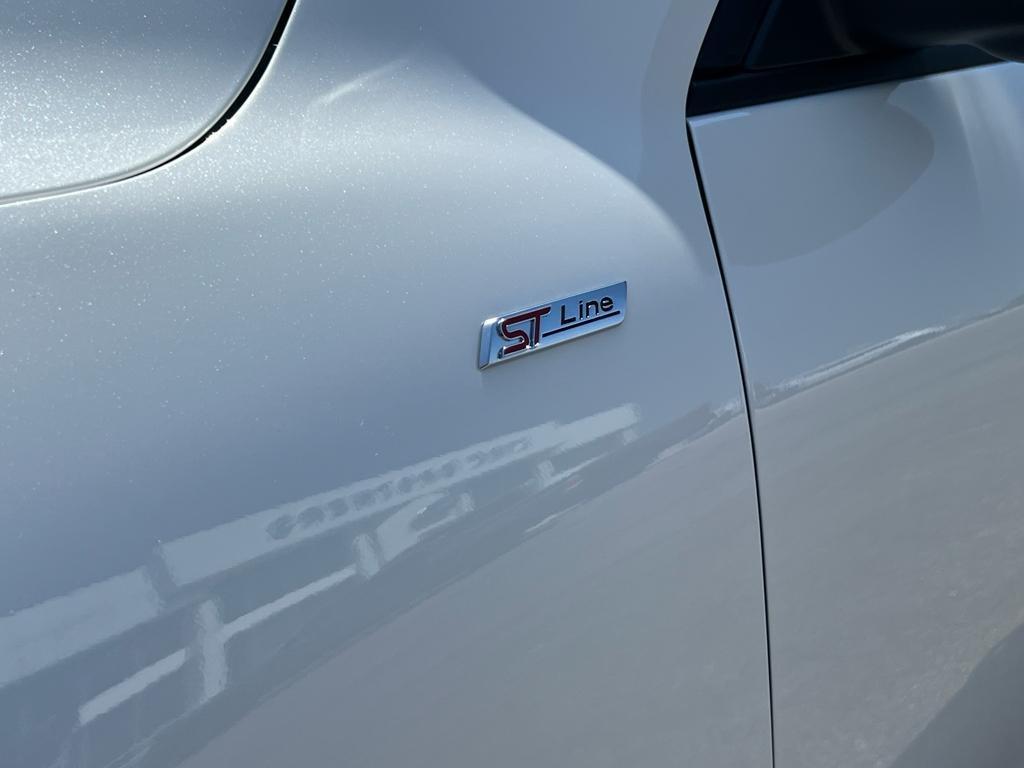 new 2025 Ford Escape car, priced at $36,365