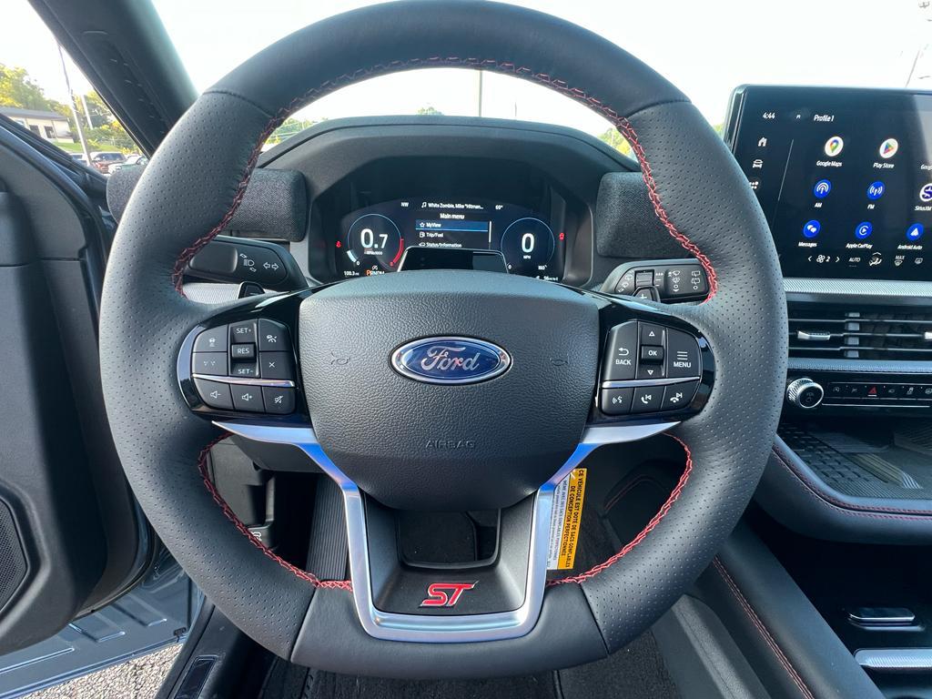new 2025 Ford Explorer car, priced at $62,355
