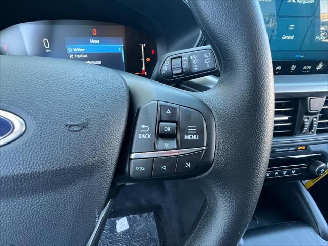 new 2025 Ford Escape car, priced at $33,040