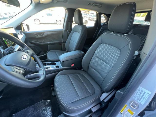 new 2025 Ford Escape car, priced at $33,040