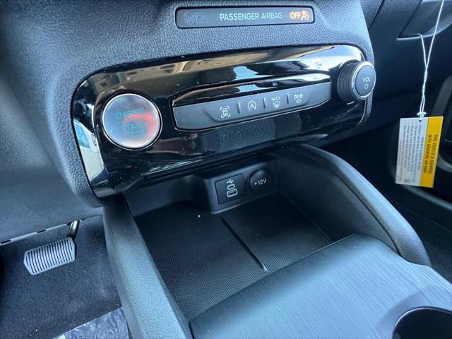 new 2025 Ford Escape car, priced at $33,040