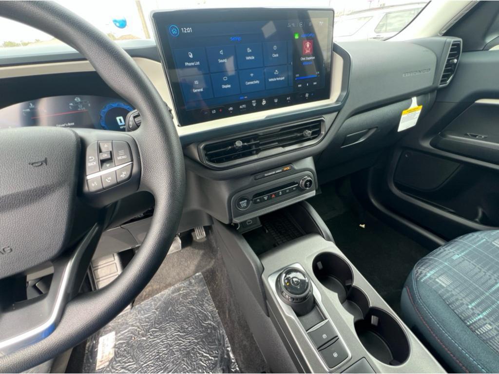 new 2025 Ford Bronco Sport car, priced at $34,400