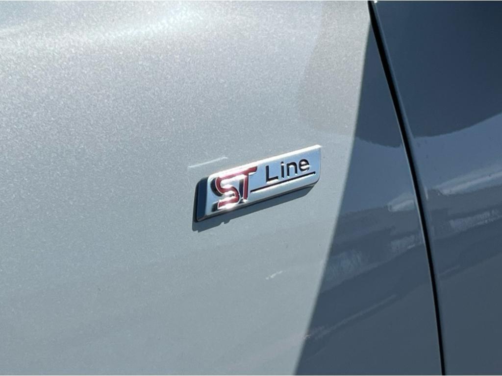 new 2025 Ford Escape car, priced at $33,000