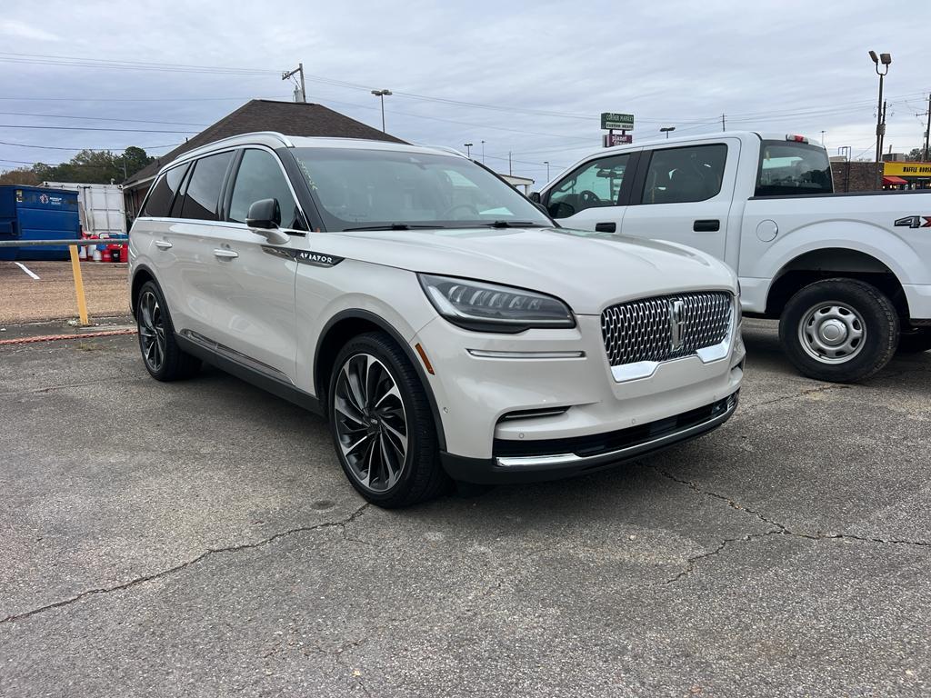 used 2023 Lincoln Aviator car, priced at $46,665