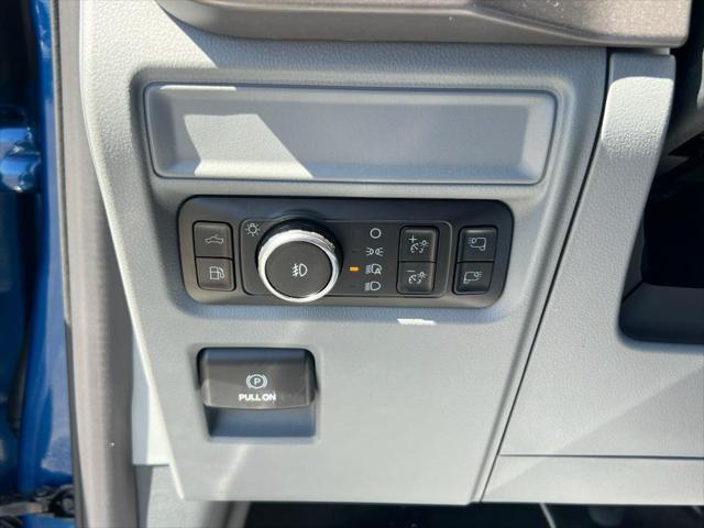 new 2025 Ford F-150 car, priced at $61,212