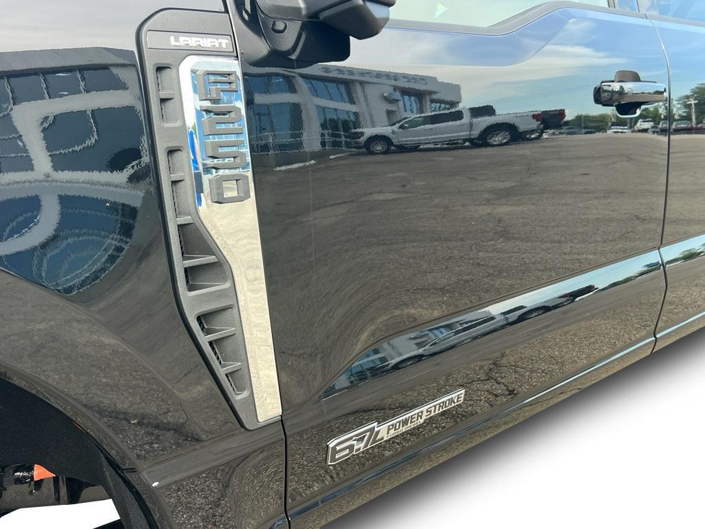 new 2025 Ford F-250 car, priced at $76,330
