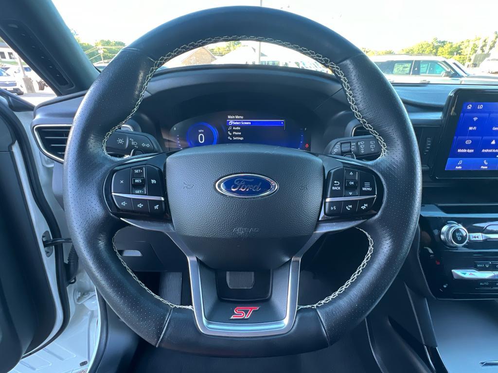 used 2023 Ford Explorer car, priced at $38,995