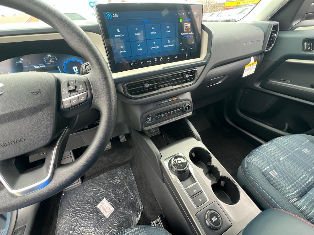 new 2025 Ford Bronco Sport car, priced at $35,200