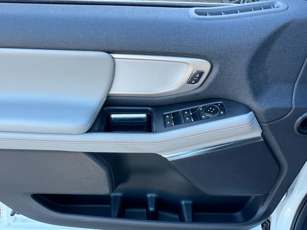 new 2025 Ford Expedition Max car, priced at $76,165