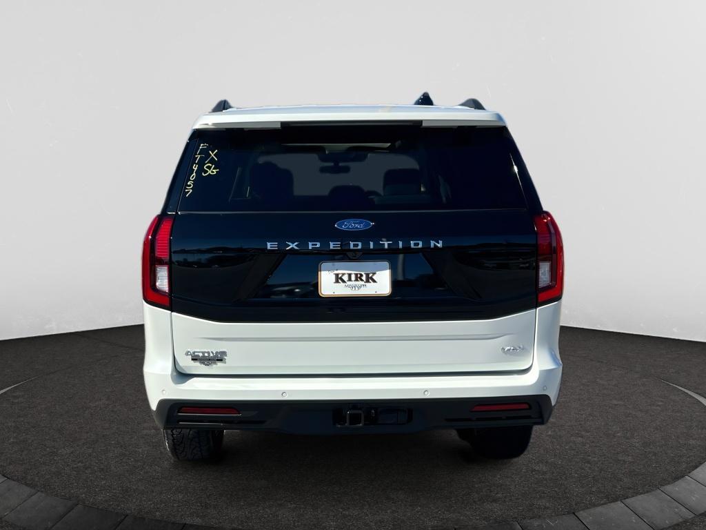new 2025 Ford Expedition Max car, priced at $76,165