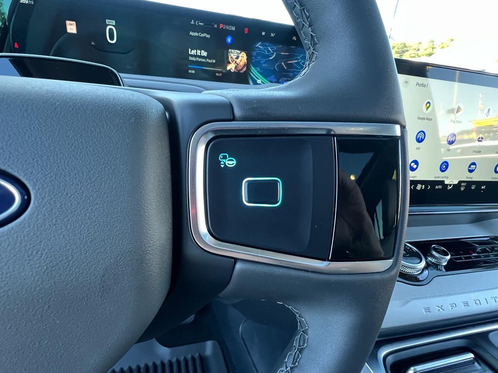 new 2025 Ford Expedition Max car, priced at $76,165