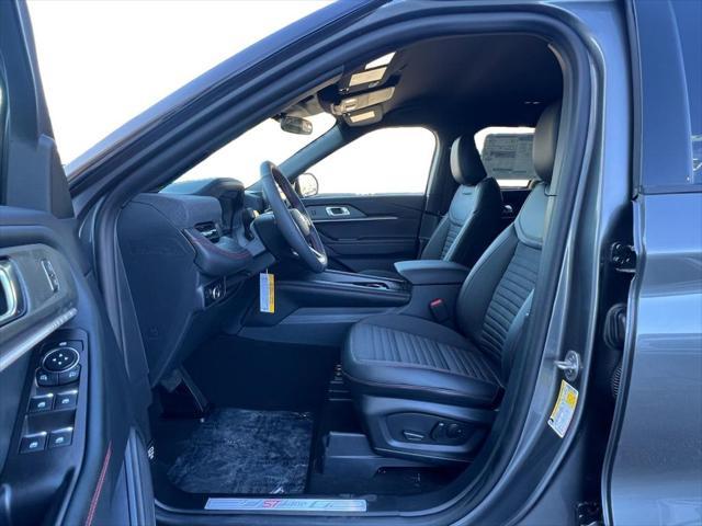 new 2025 Ford Explorer car, priced at $51,305