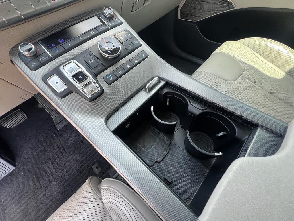 used 2022 Hyundai Palisade car, priced at $28,400