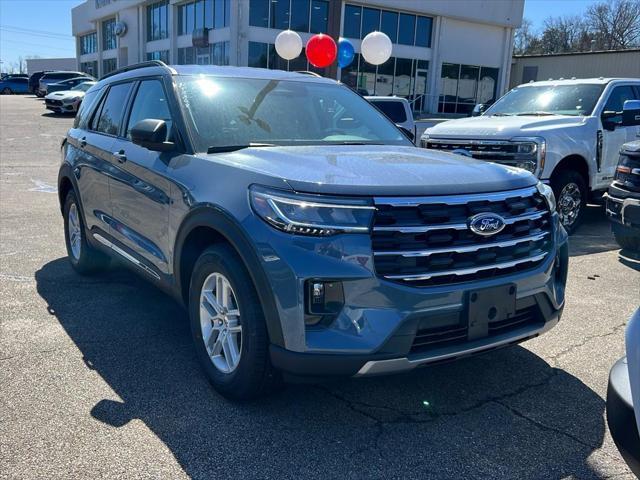 new 2025 Ford Explorer car, priced at $45,305