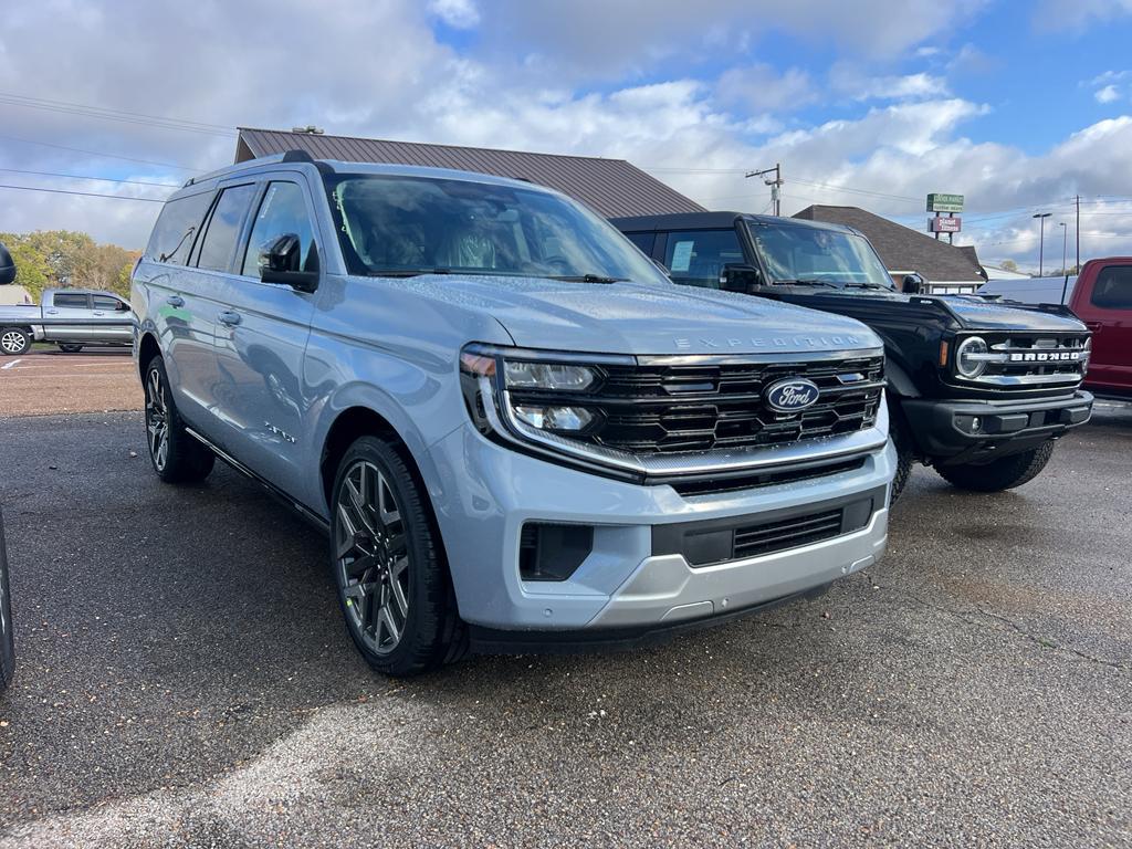 new 2025 Ford Expedition Max car, priced at $95,400