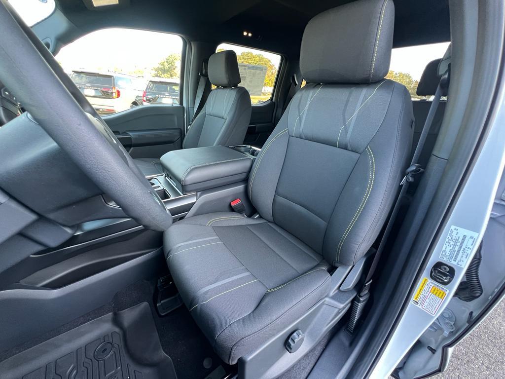 new 2025 Ford F-150 car, priced at $53,425