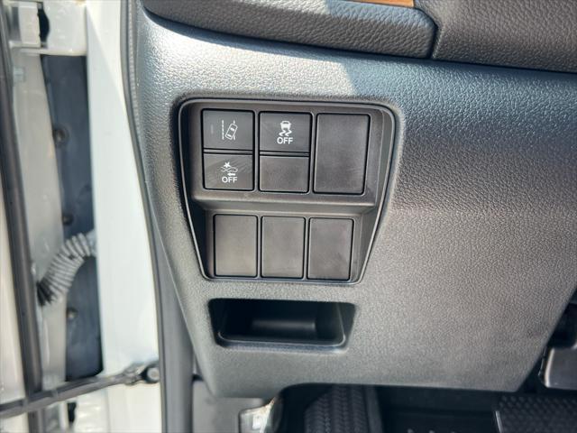 used 2022 Honda CR-V car, priced at $30,000