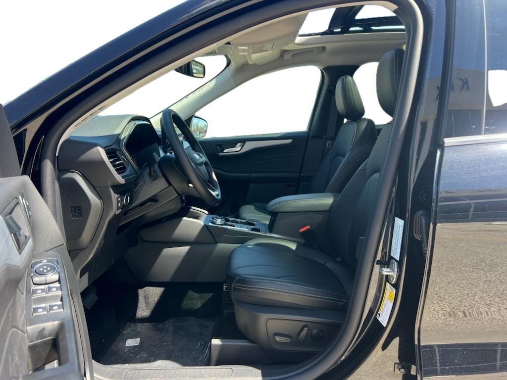 new 2025 Ford Escape PHEV car, priced at $43,768