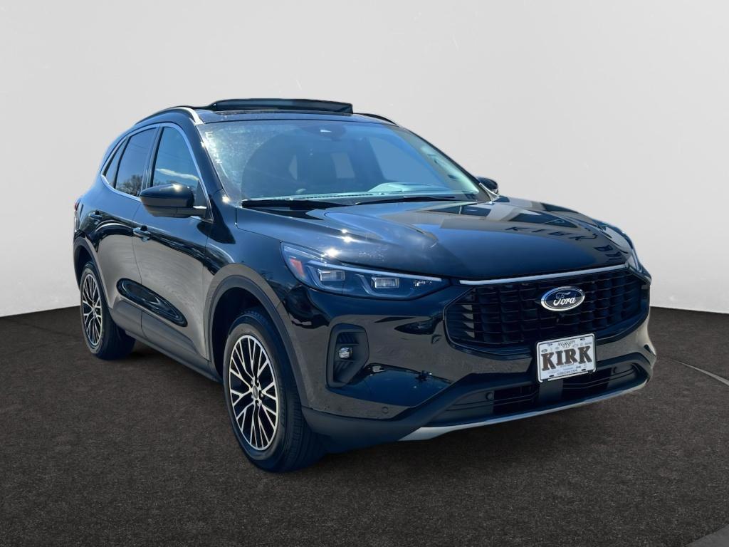new 2025 Ford Escape PHEV car, priced at $43,768