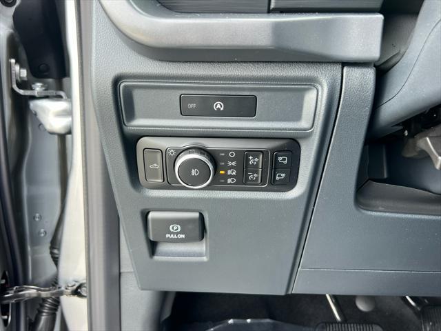 new 2025 Ford F-150 car