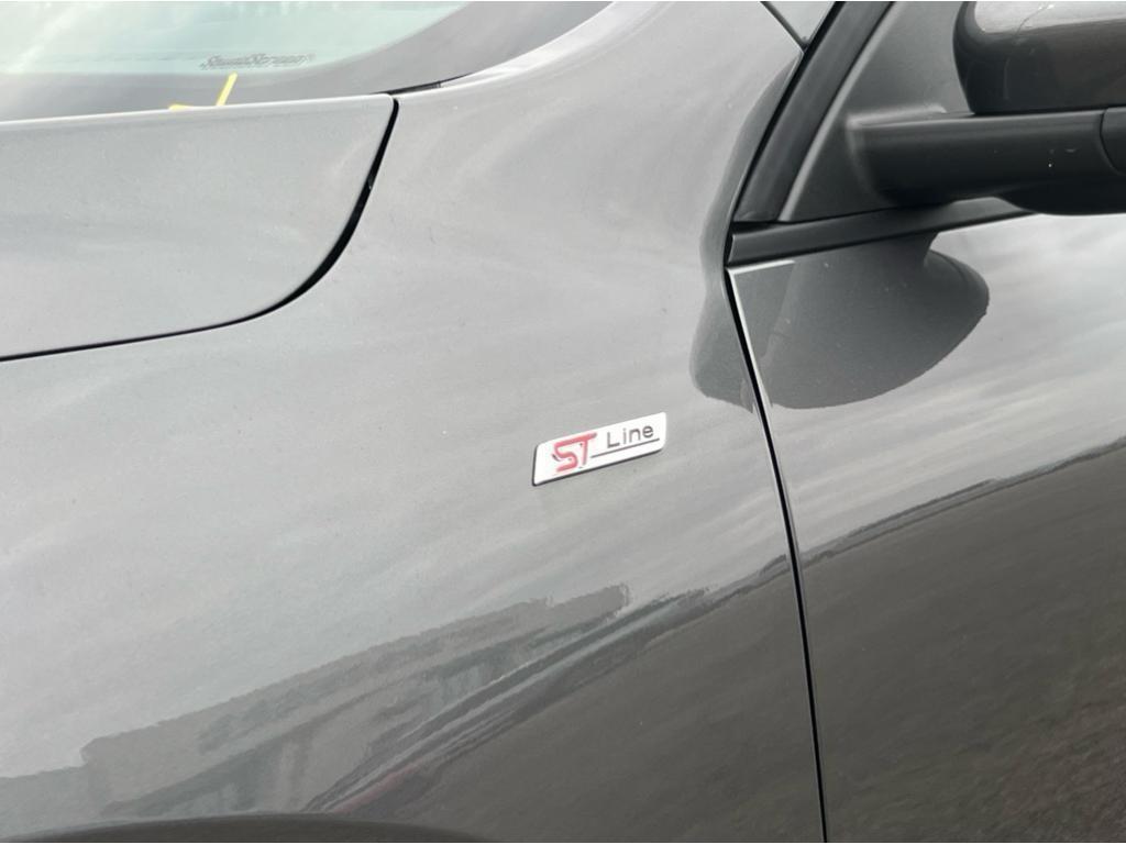 new 2025 Ford Escape car, priced at $33,700