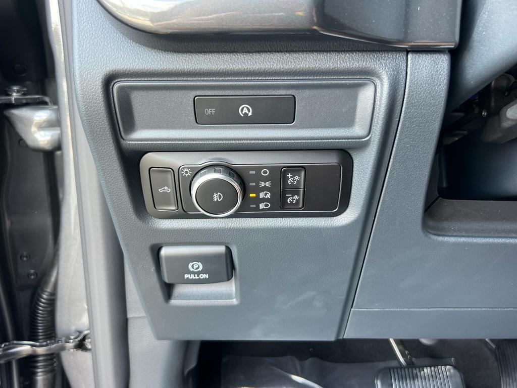 new 2025 Ford F-150 car, priced at $51,160