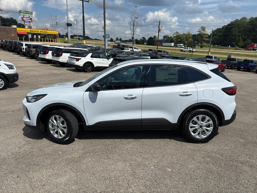 new 2025 Ford Escape car, priced at $32,050